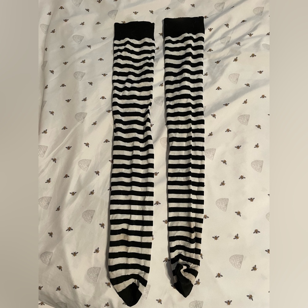 Some clothes I’m selling :)